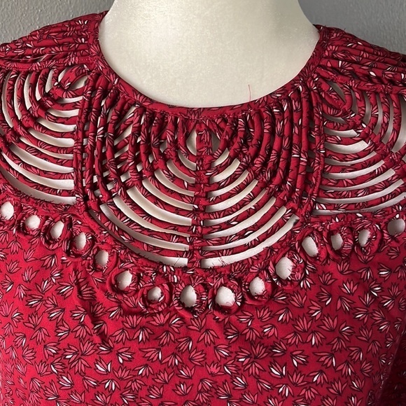 Anthropologie Ranna Gill Markie Cutout Blouse Red Floral - Picture 6 of 13